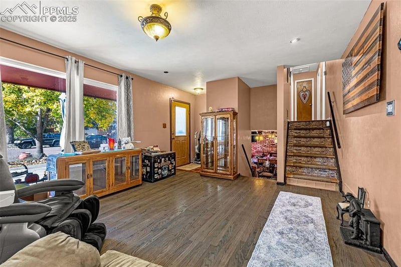 1317 Wynkoop Dr, Colorado Springs, CO 80909 | MLS# 1399638 | Great ...