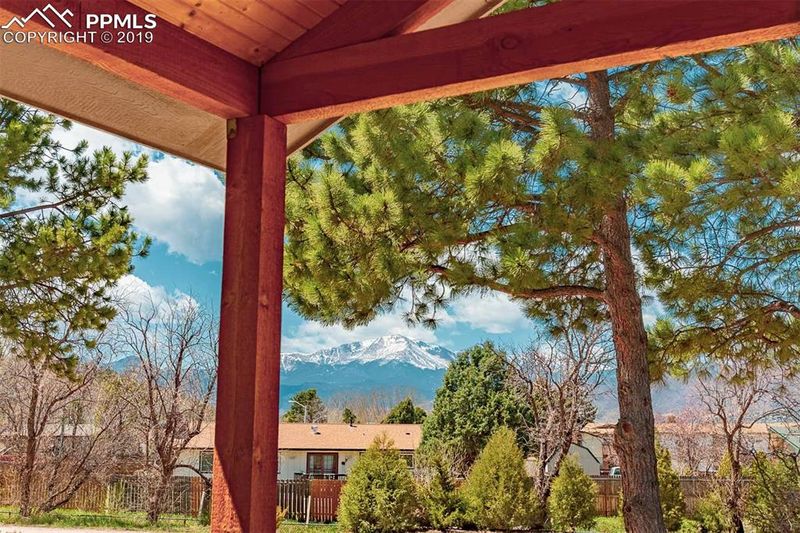 1318 Dublin Blvd, Colorado Springs, CO 80919