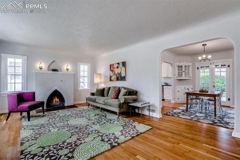 1318 E Monument St, Colorado Springs, CO 80909