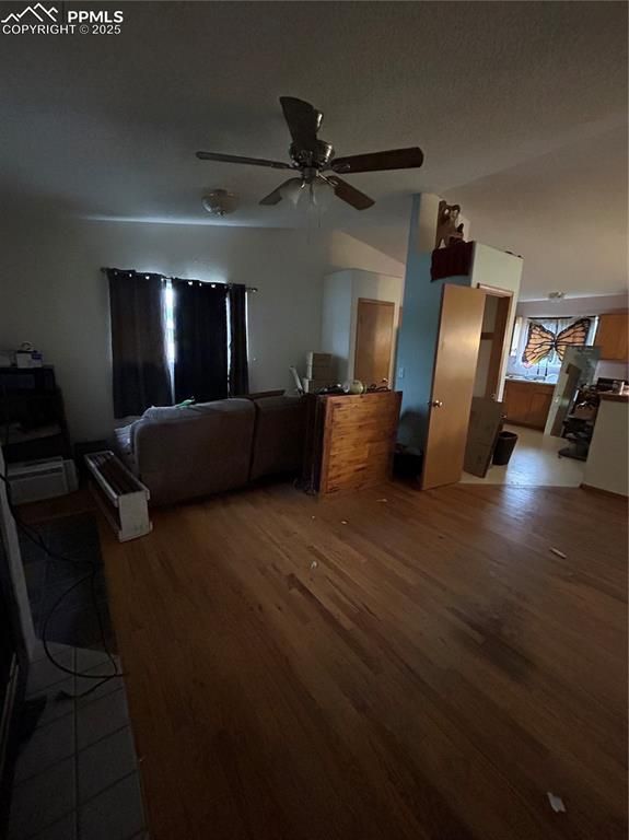 1318 Race St, Colorado Springs, CO 80904