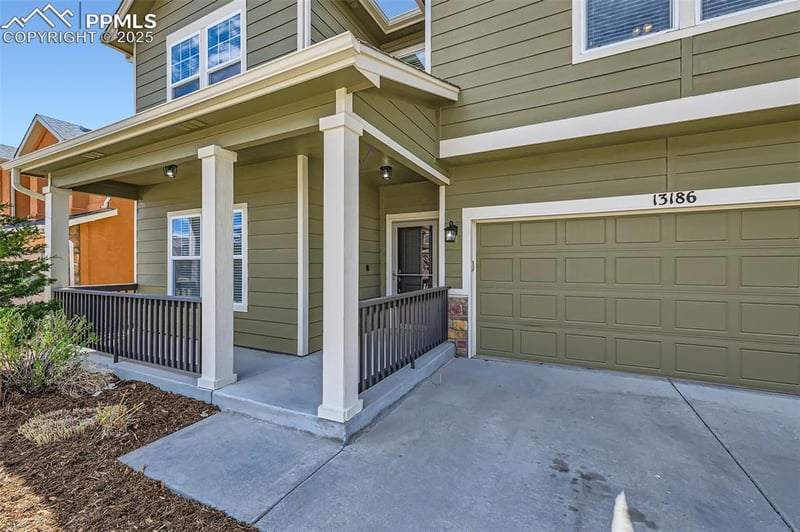 13186 Canyons Edge Dr, Colorado Springs, CO 80921