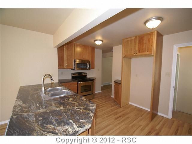 132 Hayes Dr, Colorado Springs, CO 80911