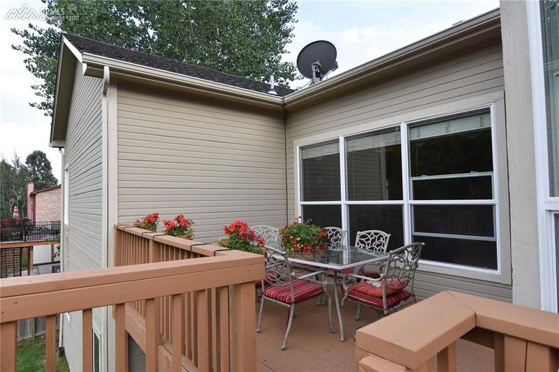 1320 Carlson Dr, Colorado Springs, CO 80919