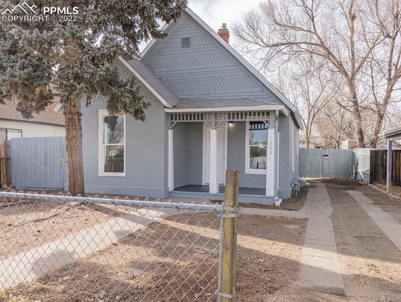 1323 Cypress St, Pueblo, CO 81004