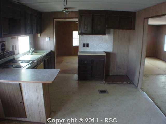 1323 Forest Rd, Colorado Springs, CO 80906