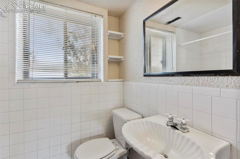 1323 Maxwell St, Colorado Springs, CO 80906