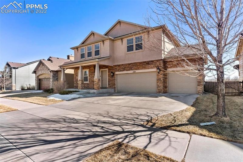 1324 Diamond Rim Dr, Colorado Springs, CO 80921