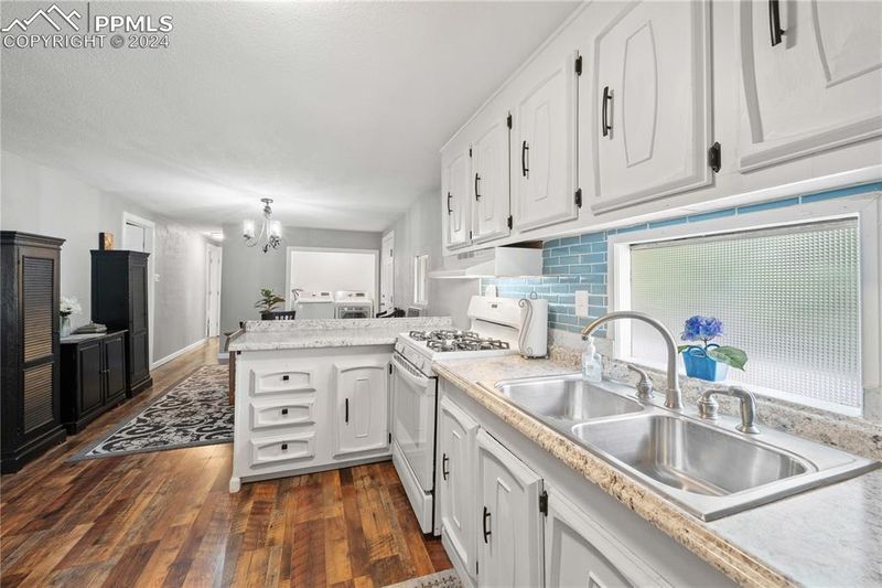 1326 Forest Rd, Colorado Springs, CO 80906