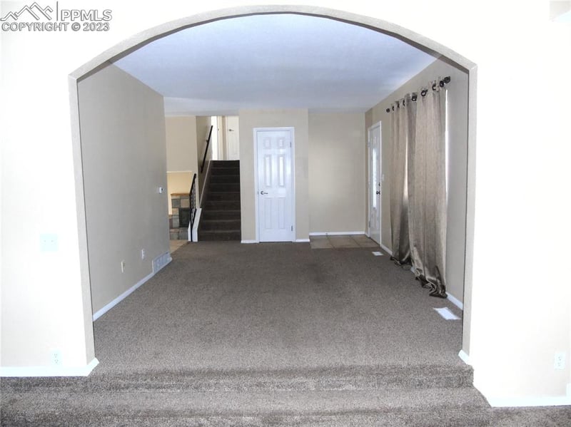 1327 Hathaway Dr, Colorado Springs, CO 80915