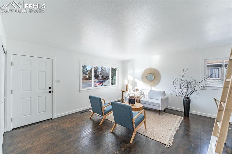 1329 N Circle Dr, Colorado Springs, CO 80909