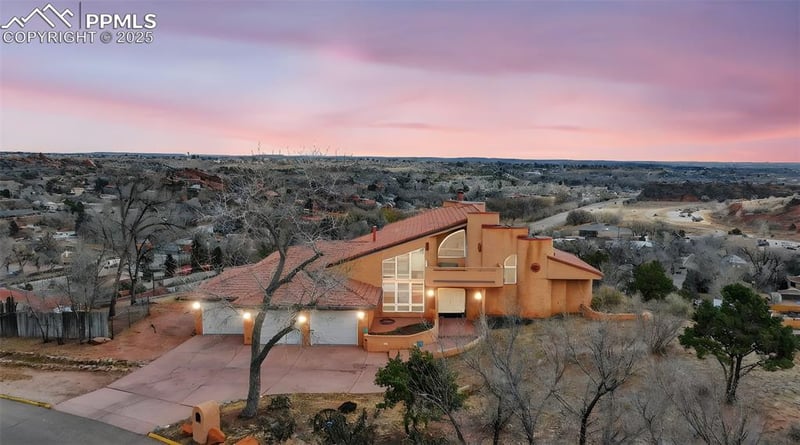 133 Crystal Hills Blvd, Manitou Springs, CO 80829