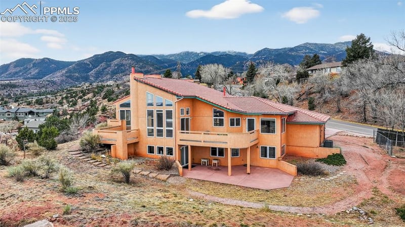 133 Crystal Hills Blvd, Manitou Springs, CO 80829
