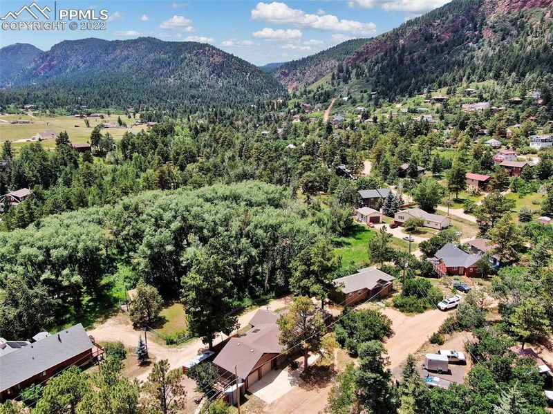 133 Walnut Ave, Palmer Lake, CO 80133