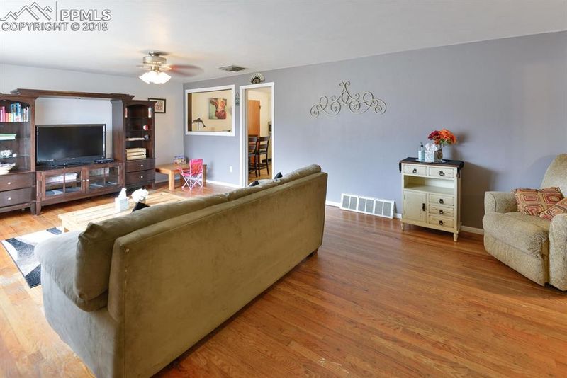 1330 Constitution Rd, Pueblo, CO 81001