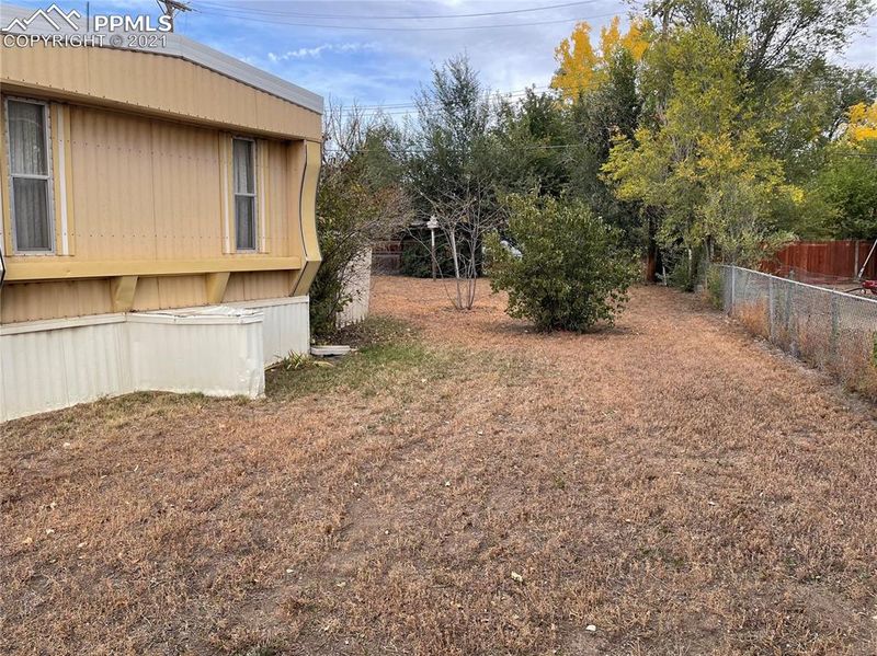 1330 Forest Rd, Colorado Springs, CO 80906