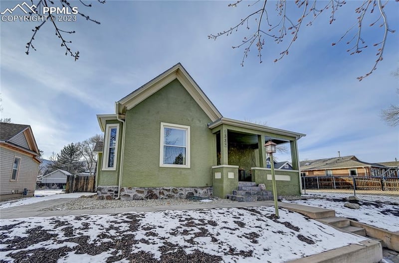 1332 Corona St, Colorado Springs, CO 80903