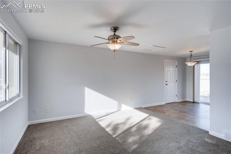 1333 Maxwell St, Colorado Springs, CO 80906