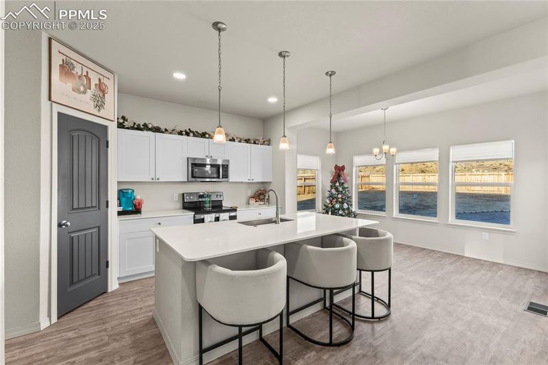 1334 N Will Rogers Dr, Pueblo, CO 81007