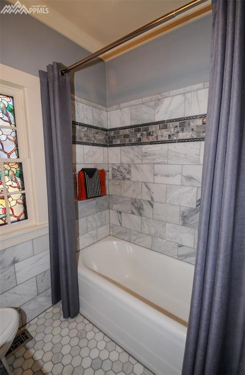 1337 N Cascade Ave, Colorado Springs, CO 80903