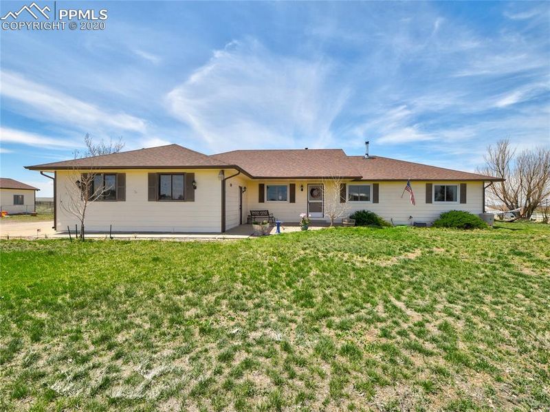 1339 S Indianfield St, Bennett, CO 80102