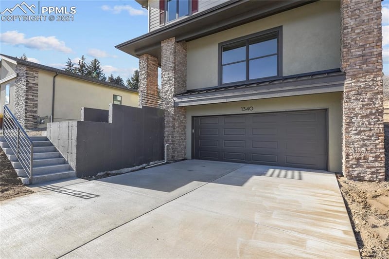 1340 Chestnut St, Colorado Springs, CO 80905