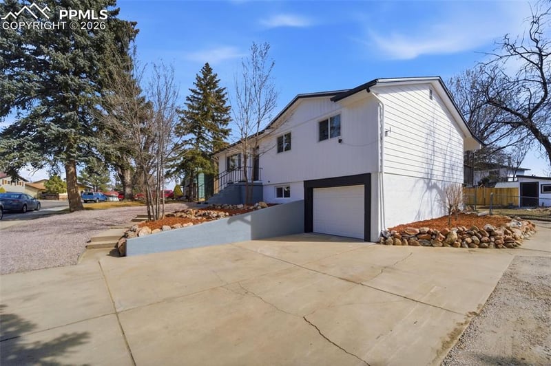 1341 Shenandoah Dr, Colorado Springs, CO 80910