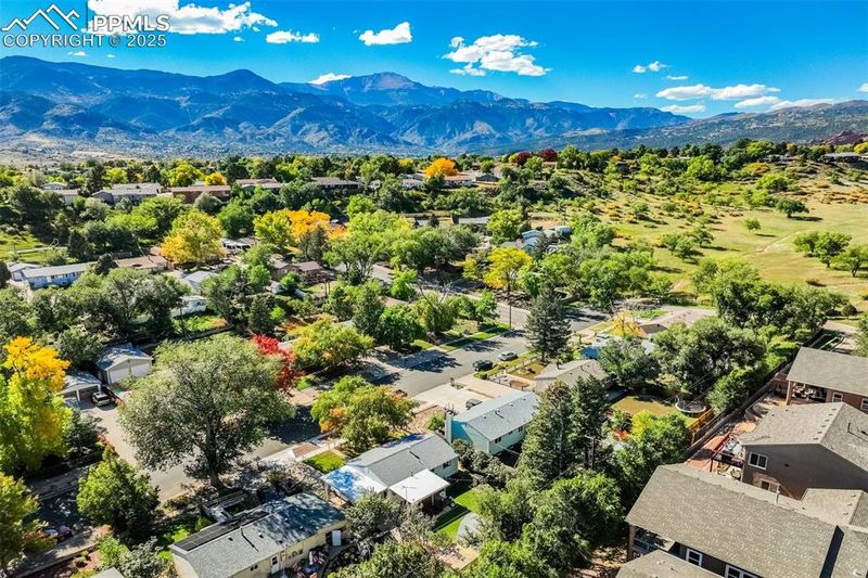 1343 Oswego St, Colorado Springs, CO 80904