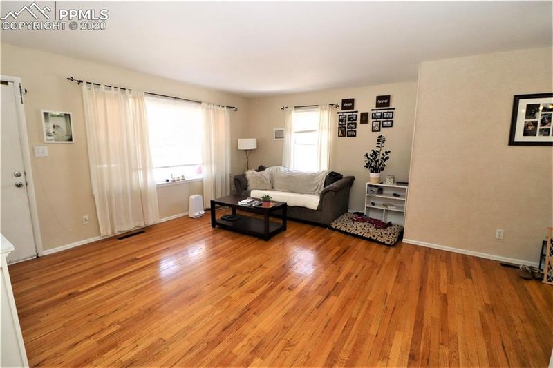 1345 Margo Ln, Colorado Springs, CO 80909