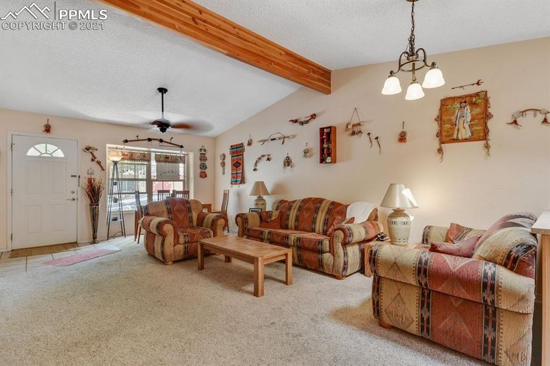1347 E Parkway Dr, Colorado Springs, CO 80905