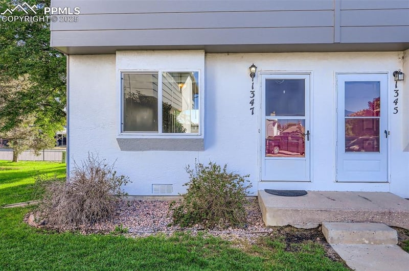 1347 Soaring Eagle Dr, Colorado Springs, CO 80915