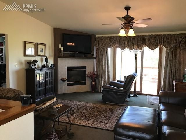 13480 Woodlake Rd, Elbert, CO 80106