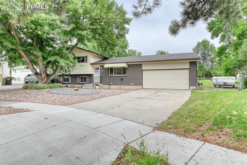 1349 Doyle Pl, Colorado Springs, CO 80915