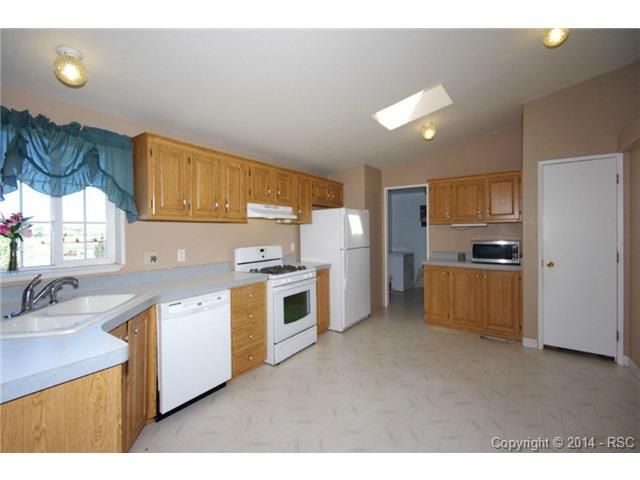 13490 Palomino Dr, Calhan, CO 80808