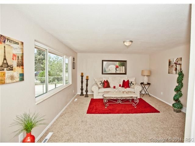 135 Cherry Cir, Fountain, CO 80817