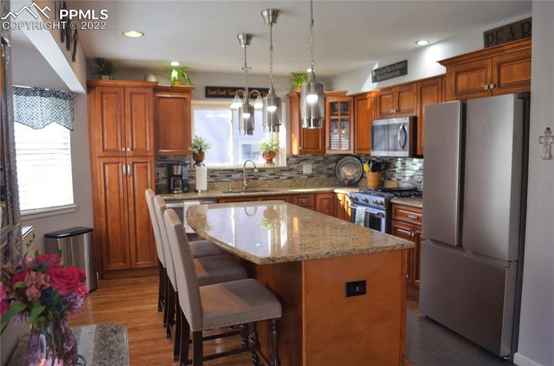 135 Lowick Dr, Colorado Springs, CO 80906