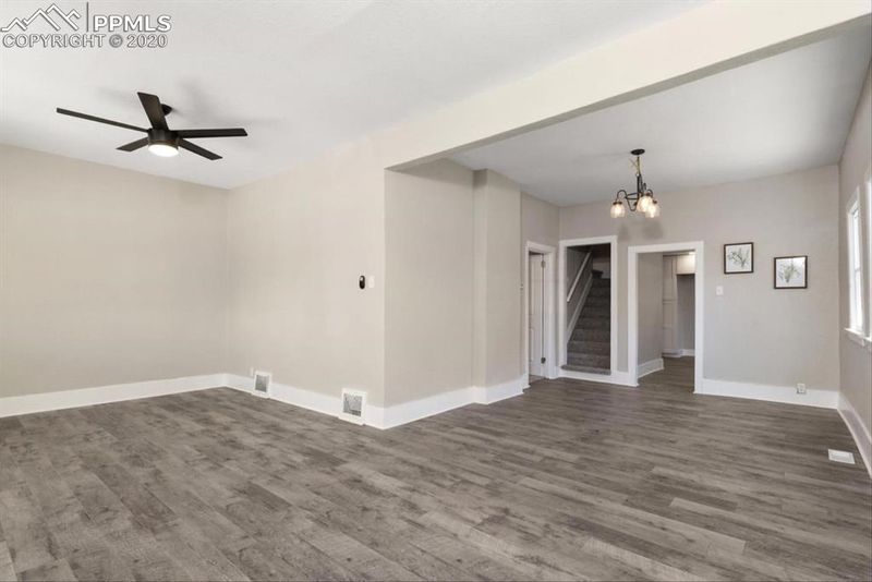 135 Vernon Pl, Pueblo, CO 81004