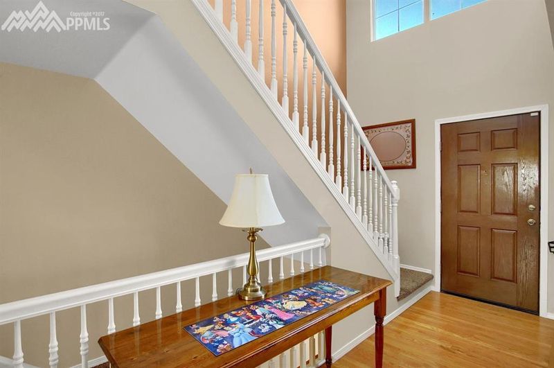 1353 Coolcrest Dr, Colorado Springs, CO 80906