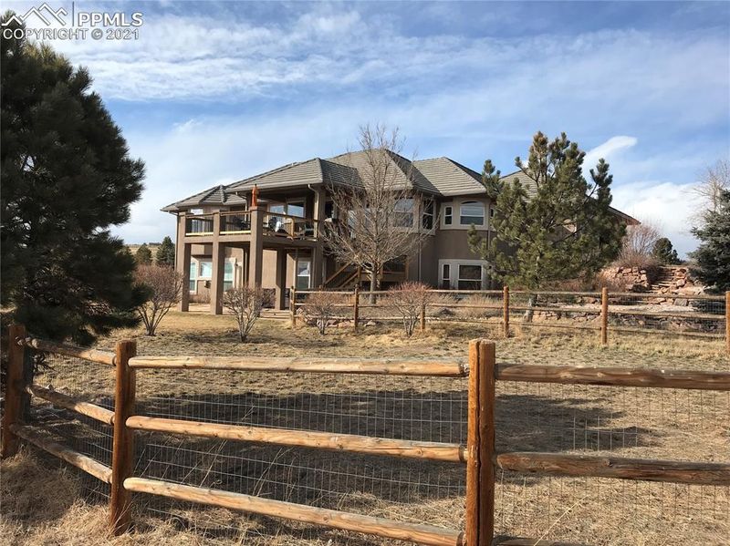 1353 Montcombe Dr, Monument, CO 80132