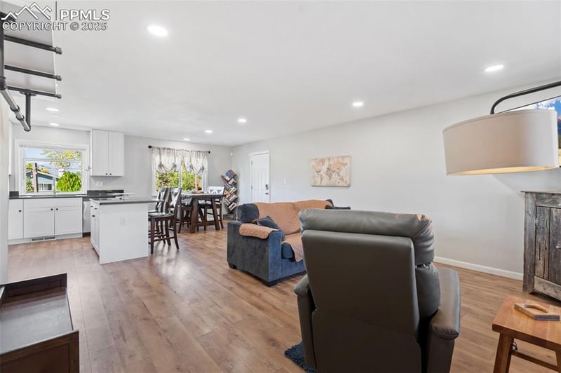 1354 Shenandoah Dr, Colorado Springs, CO 80910