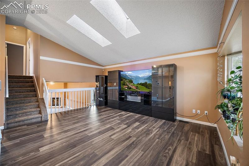 1355 Challenger Ave, Colorado Springs, CO 80916