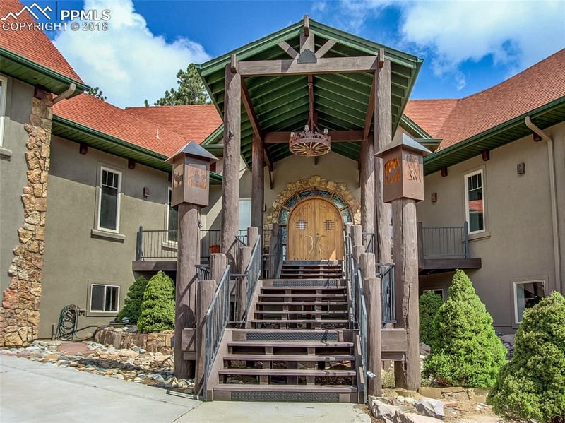 1356 Elk View Rd, Larkspur, CO 80118