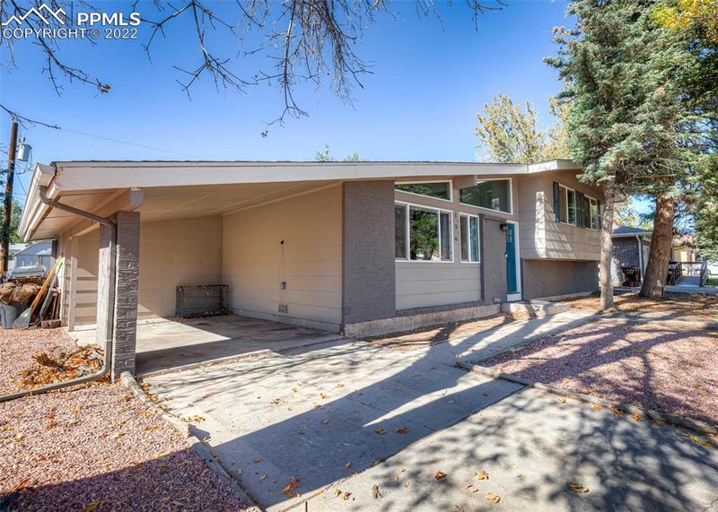 136 Ely St, Colorado Springs, CO 80911