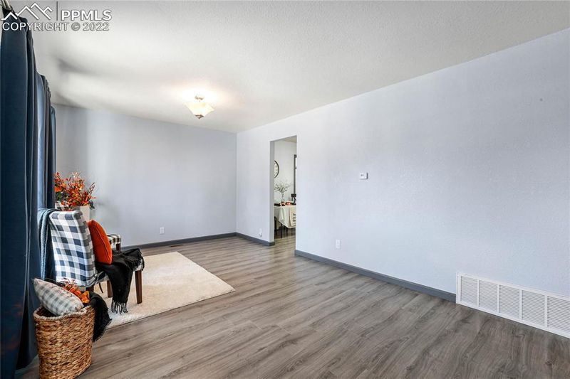 136 Everett Dr, Colorado Springs, CO 80911