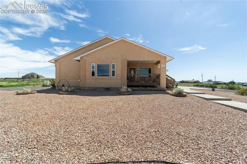 1366 N Farley Dr, Pueblo, CO 81007