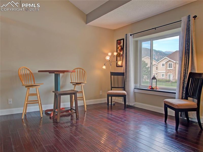 1369 Suncrest Way, Colorado Springs, CO 80906
