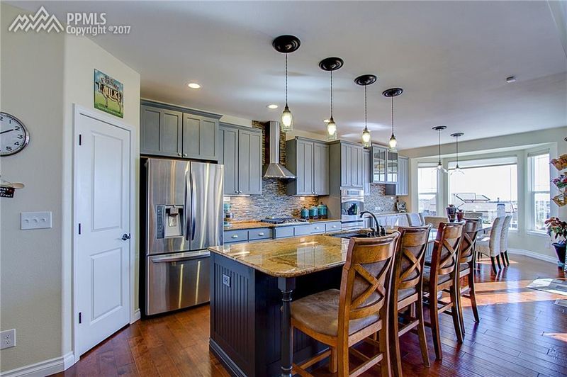 13752 Windy Oaks Rd, Colorado Springs, CO 80921