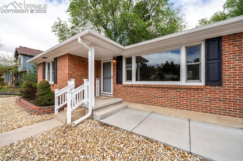 138 Rainbow Pl, Colorado Springs, CO 80906