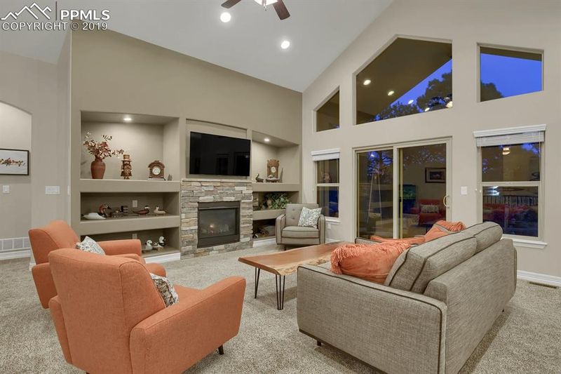 13801 Windrush Dr, Colorado Springs, CO 80921