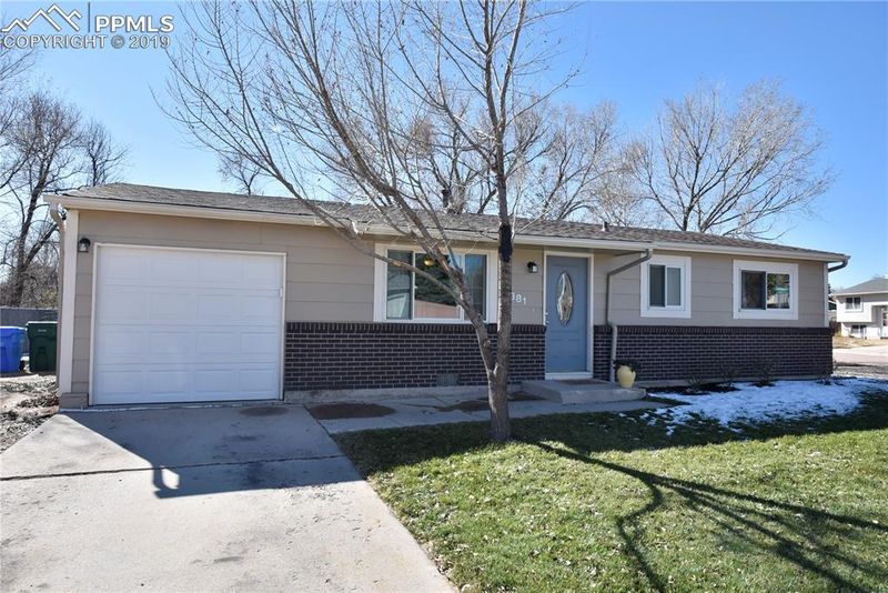 1381 Commanchero Ct, Colorado Springs, CO 80915