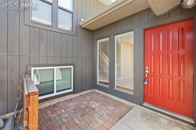 1383 Windmill Ave, Colorado Springs, CO 80907